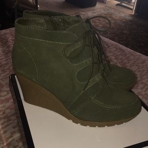 Nine West Jonathan Booties
